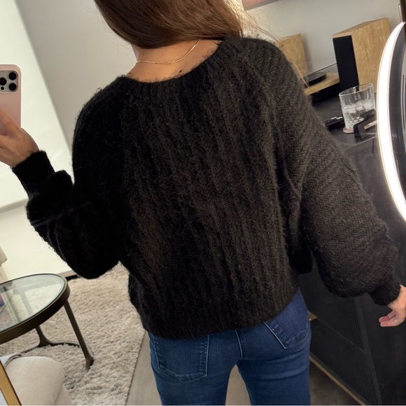 Free People Black Knit Long Sleeve Crew Neck Sweater XS - Picture 2 of 8